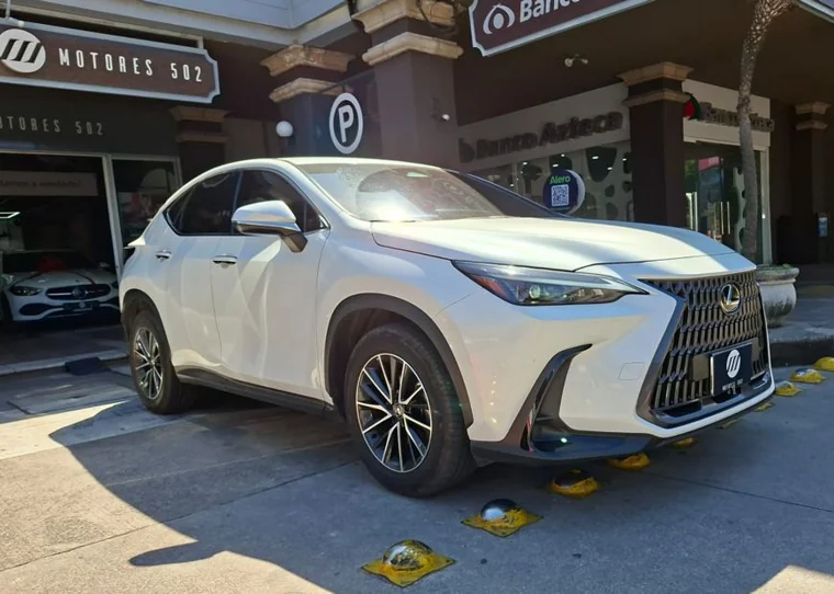 Lexus NX 2024 - Vista 3