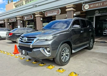 Toyota FORTUNER 2020