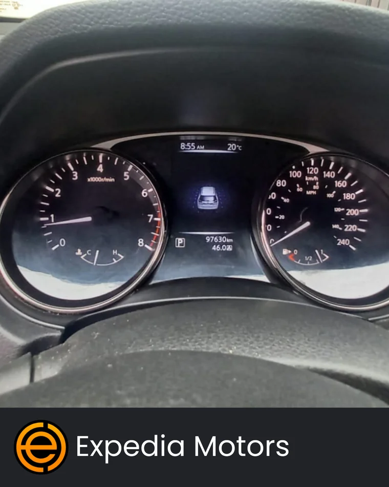 Nissan X-TRAIL 2015 - Vista 4