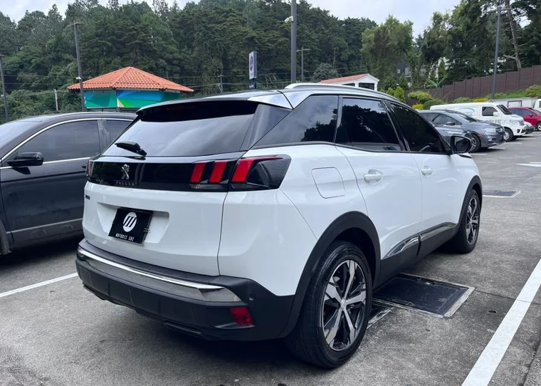 Peugeot 3008 2020 - Vista 4