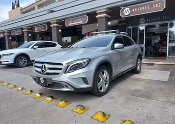 Mercedes Benz GLA 2015