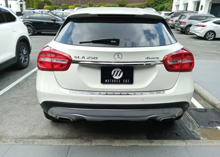Mercedes Benz GLA 2016 - Vista 5