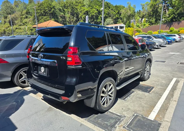 Toyota LAND CRUISER 2019 - Vista 4