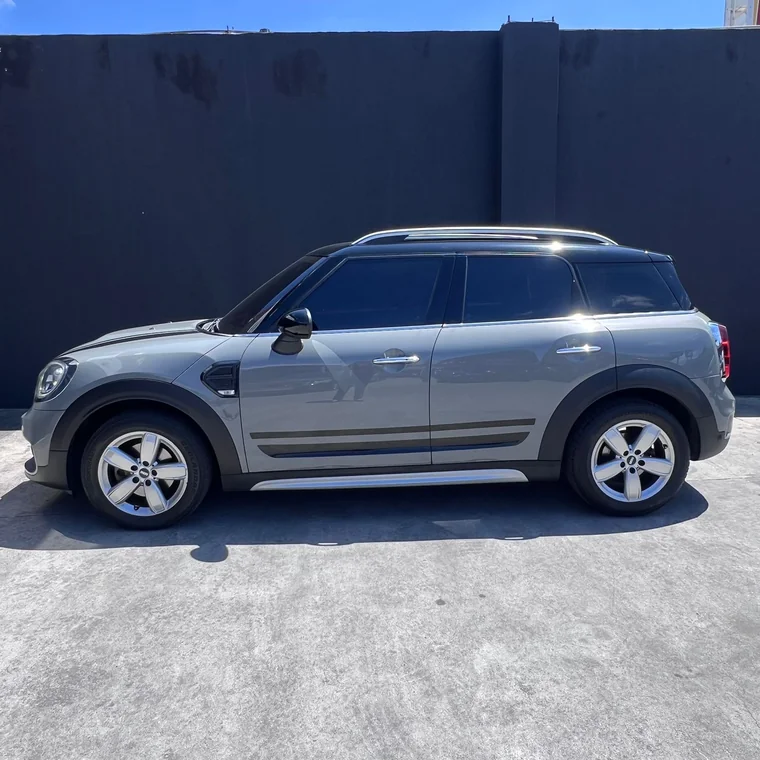 Mini COUNTRYMAN 2018 - Vista 3