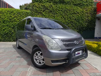 Hyundai H-1 2010