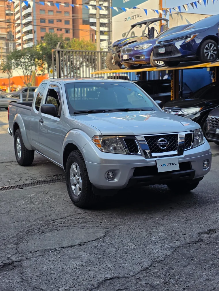 Nissan FRONTIER 2012 - Vista 2