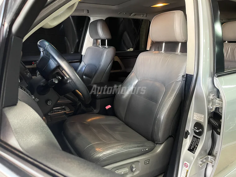 Toyota LAND CRUISER 2011 - Vista 5