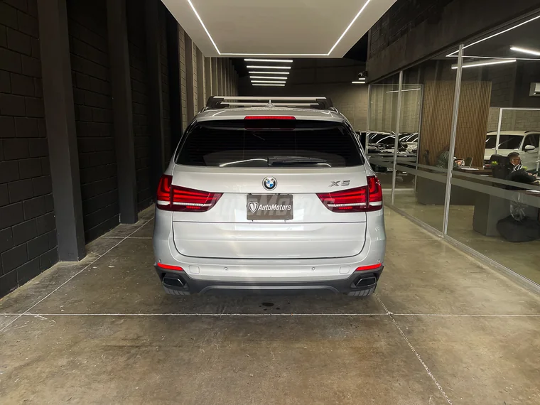 BMW X5 2017 - Vista 4