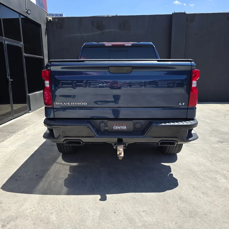 Chevrolet SILVERADO 2021 - Vista 5