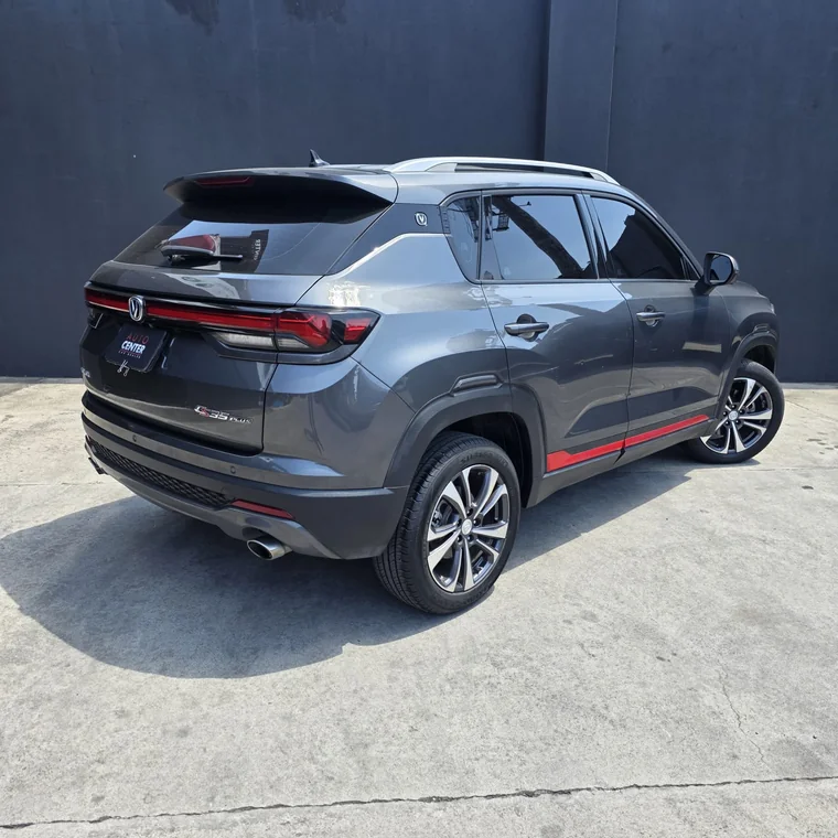 Changan CS35 2023 - Vista 4