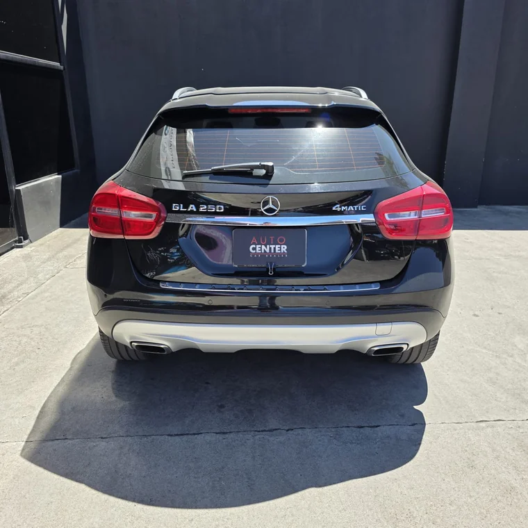 Mercedes Benz GLA 2016 - Vista 5