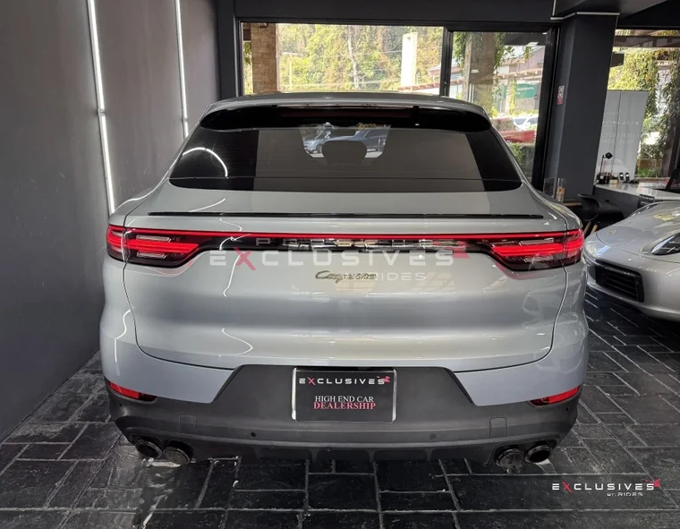 Porsche CAYENNE 2023 - Vista 5