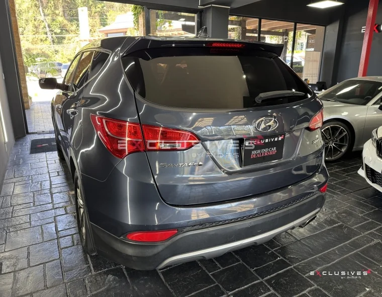 Hyundai SANTA FE 2016 - Vista 4
