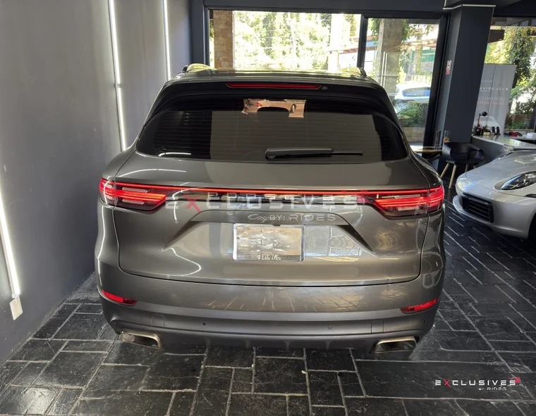 Porsche CAYENNE 2020 - Vista 5