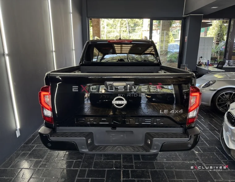 Nissan FRONTIER 2025 - Vista 5