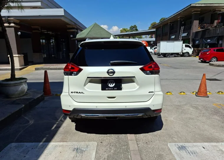 Nissan X-TRAIL 2019 - Vista 5