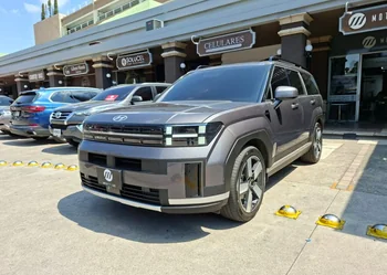 Hyundai SANTA FE 2025