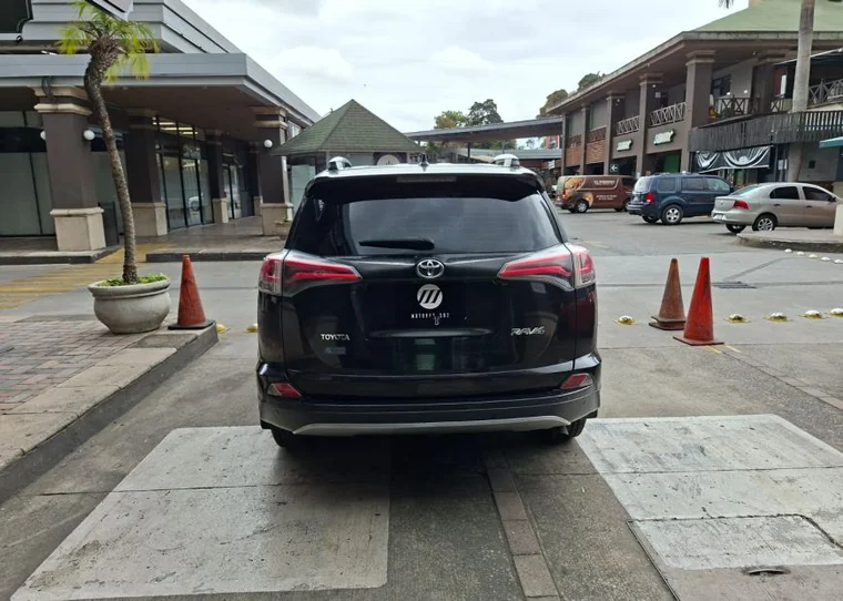 Toyota RAV4 2017 - Vista 4