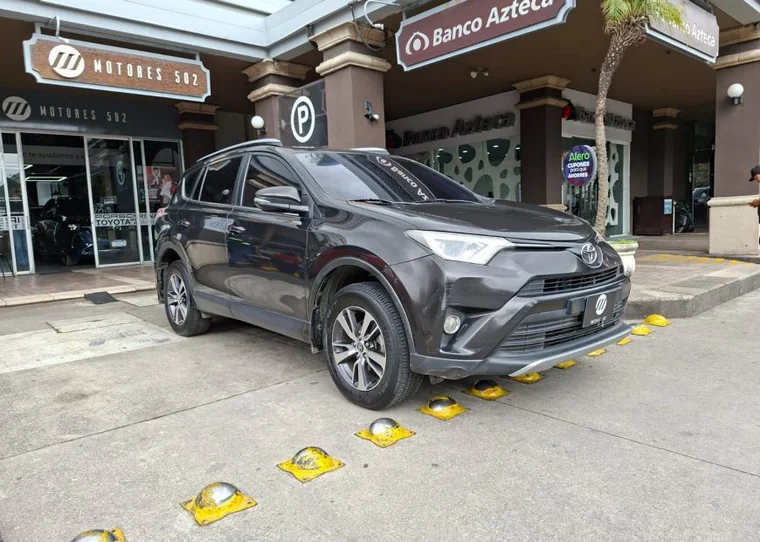 Toyota RAV4 2017 - Vista 5