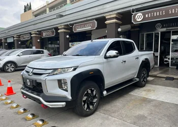 Mitsubishi L200 2022