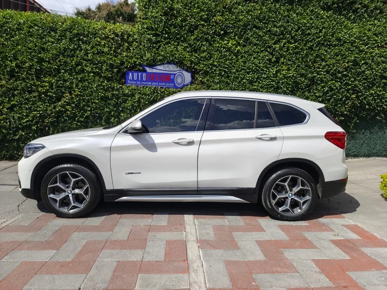 BMW X1 2017 - Vista 4