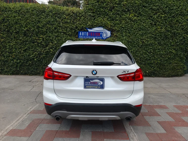 BMW X1 2017 - Vista 5