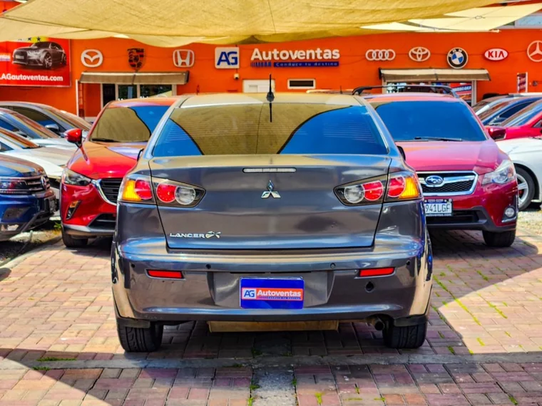 Mitsubishi LANCER 2010 - Vista 5