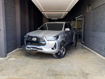 Toyota HILUX 2023