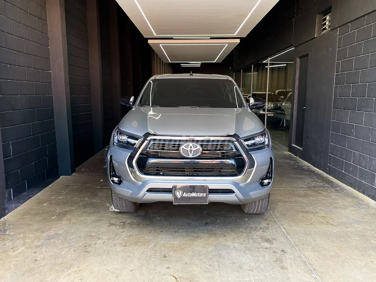 Toyota HILUX 2023 - Vista 3
