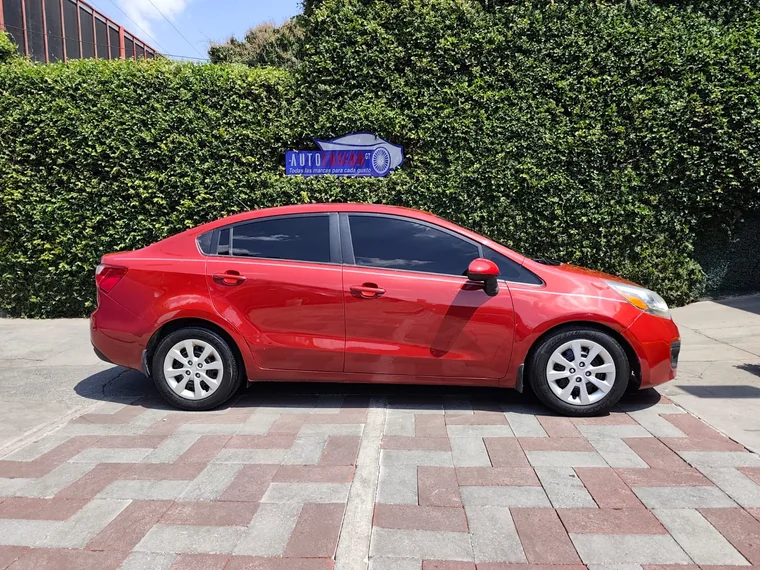 Kia RIO 2014 - Vista 5