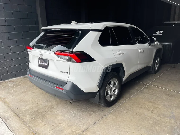 Toyota RAV4 2022 - Vista 2