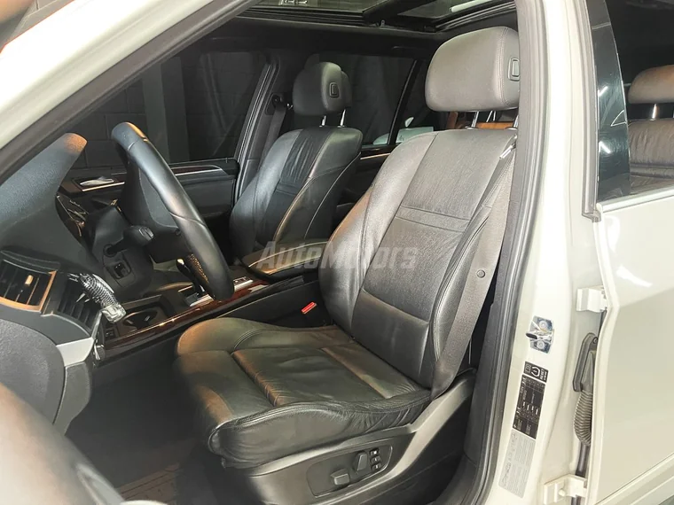 BMW X5 2010 - Vista 5
