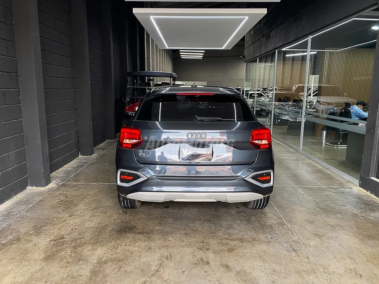 Audi Q2 2021 - Vista 4