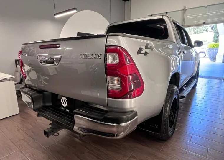 Toyota HILUX 2017 - Vista 4