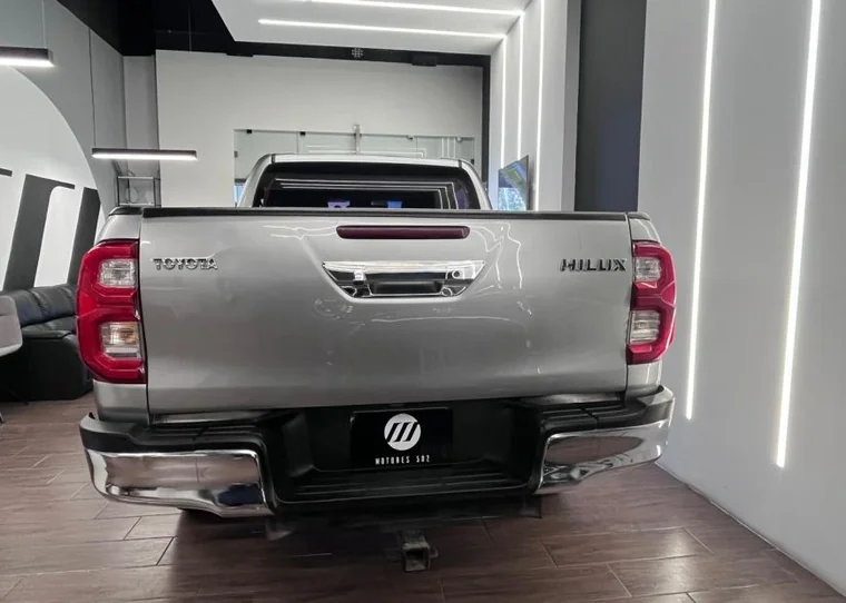 Toyota HILUX 2017 - Vista 5