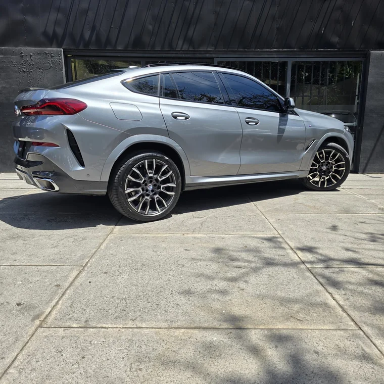 BMW X6 2024 - Vista 4