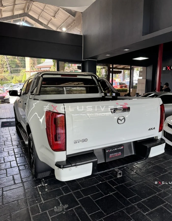 Mazda BT-50 2023 - Vista 4