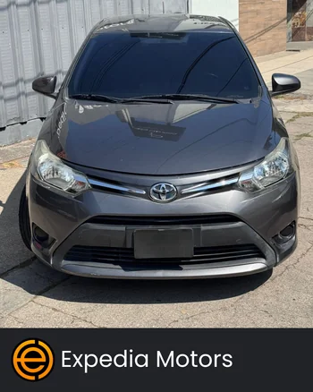 Toyota YARIS 2014