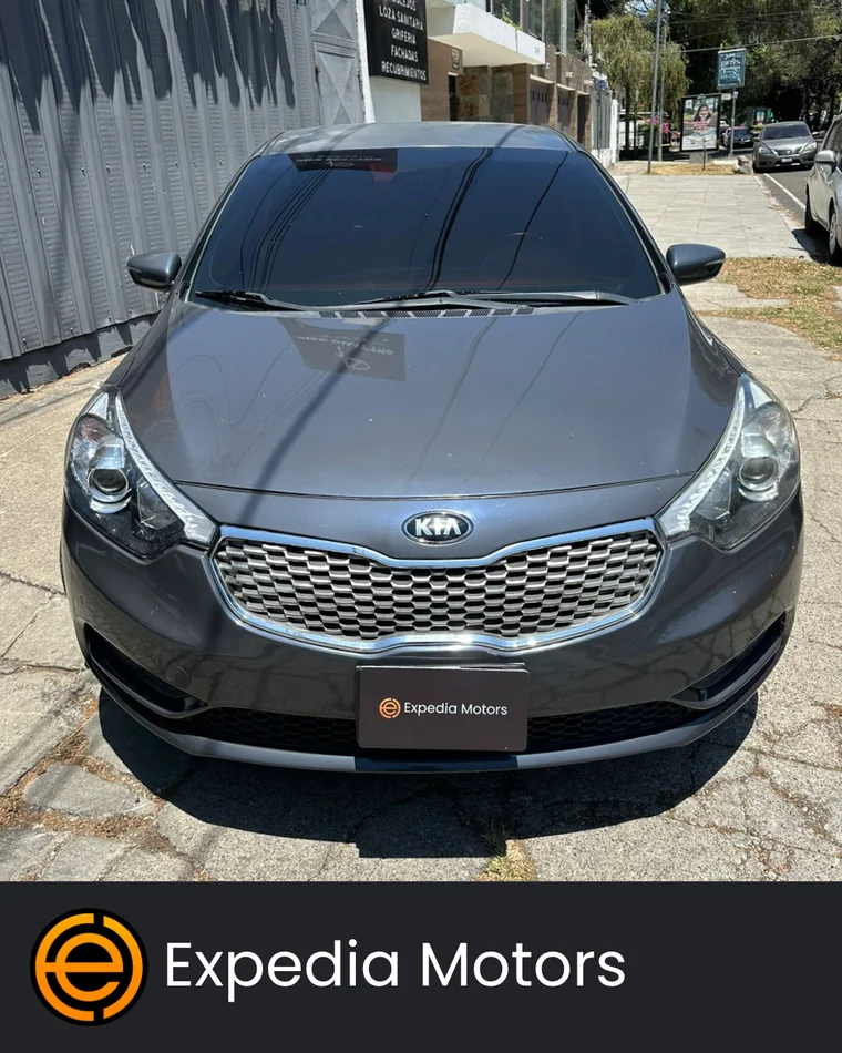Kia K3 2015 - Vista 2