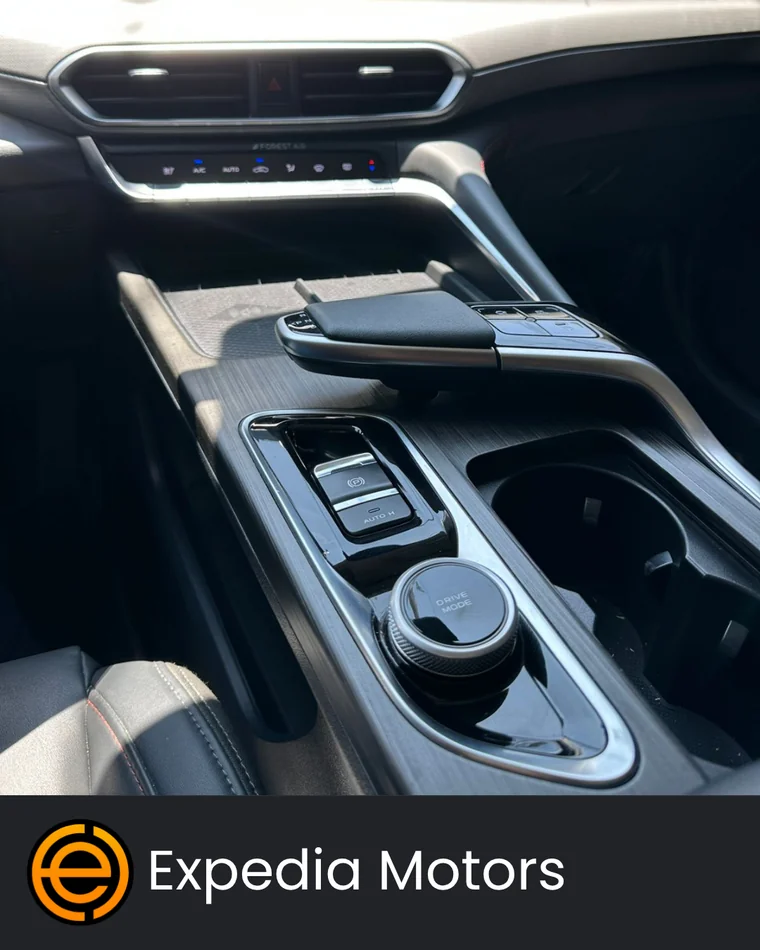 Changan UNI-T 2023 - Vista 5