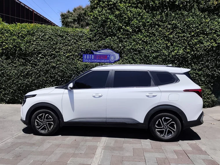 Kia CARENS 2025 - Vista 4