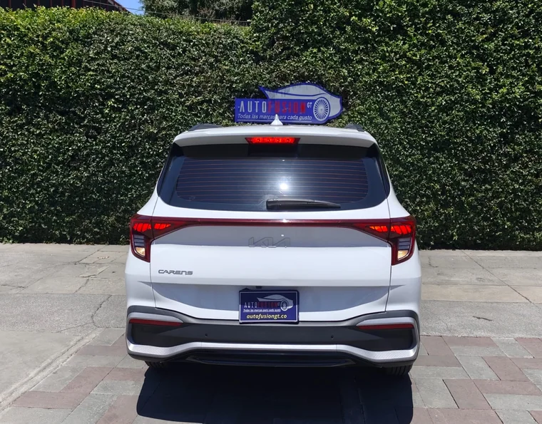 Kia CARENS 2025 - Vista 5