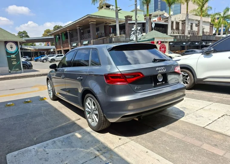 Audi A3 2017 - Vista 5