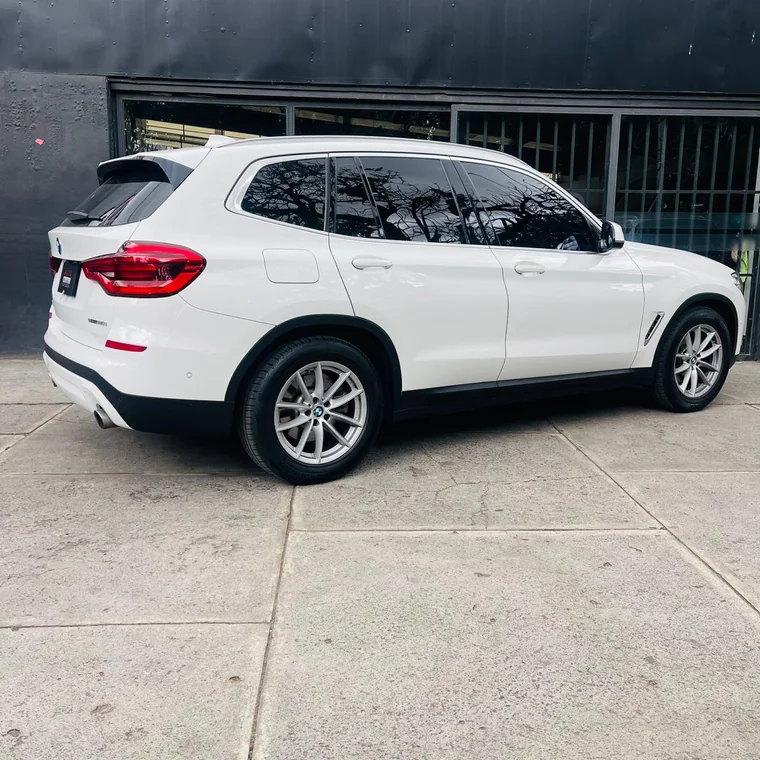 BMW X3 2020 - Vista 4