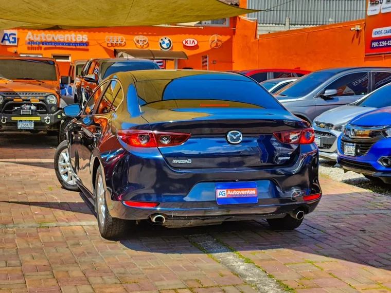 Mazda 3 2021 - Vista 4