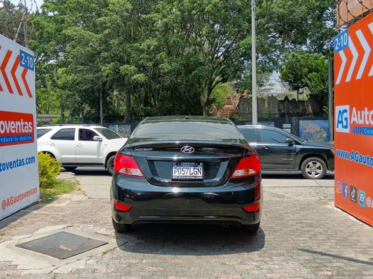 Hyundai ACCENT 2016 - Vista 5
