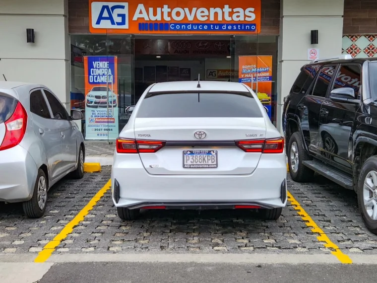 Toyota YARIS 2024 - Vista 5