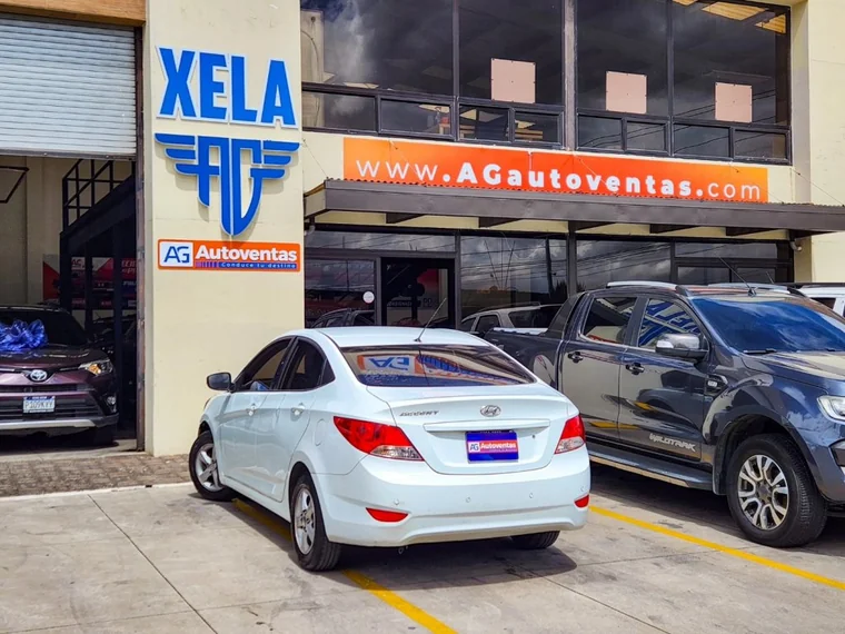 Hyundai ACCENT 2014 - Vista 4