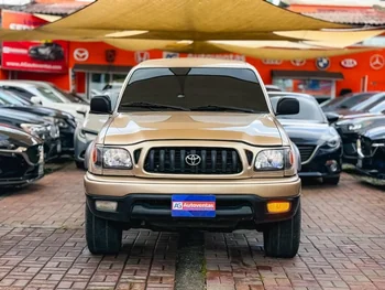 Toyota TACOMA 2004