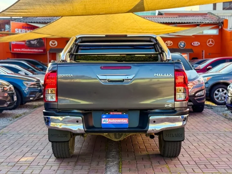 Toyota HILUX 2017 - Vista 5